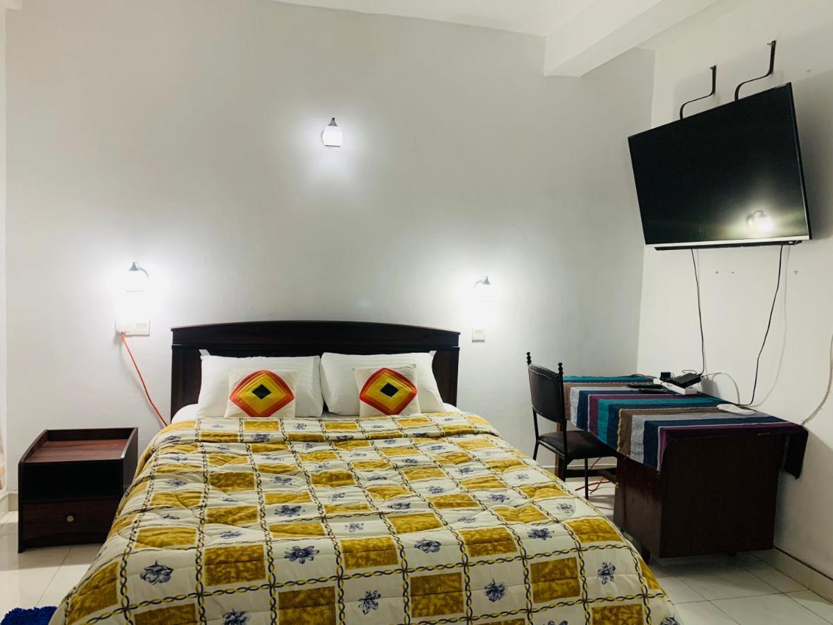 Rock View Hostel Елла Екстер'єр фото