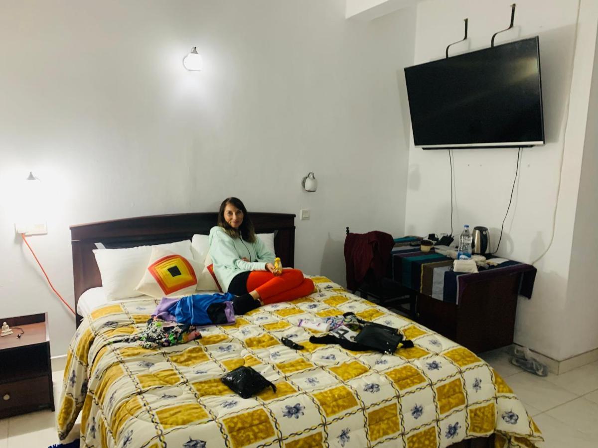 Rock View Hostel Елла Екстер'єр фото