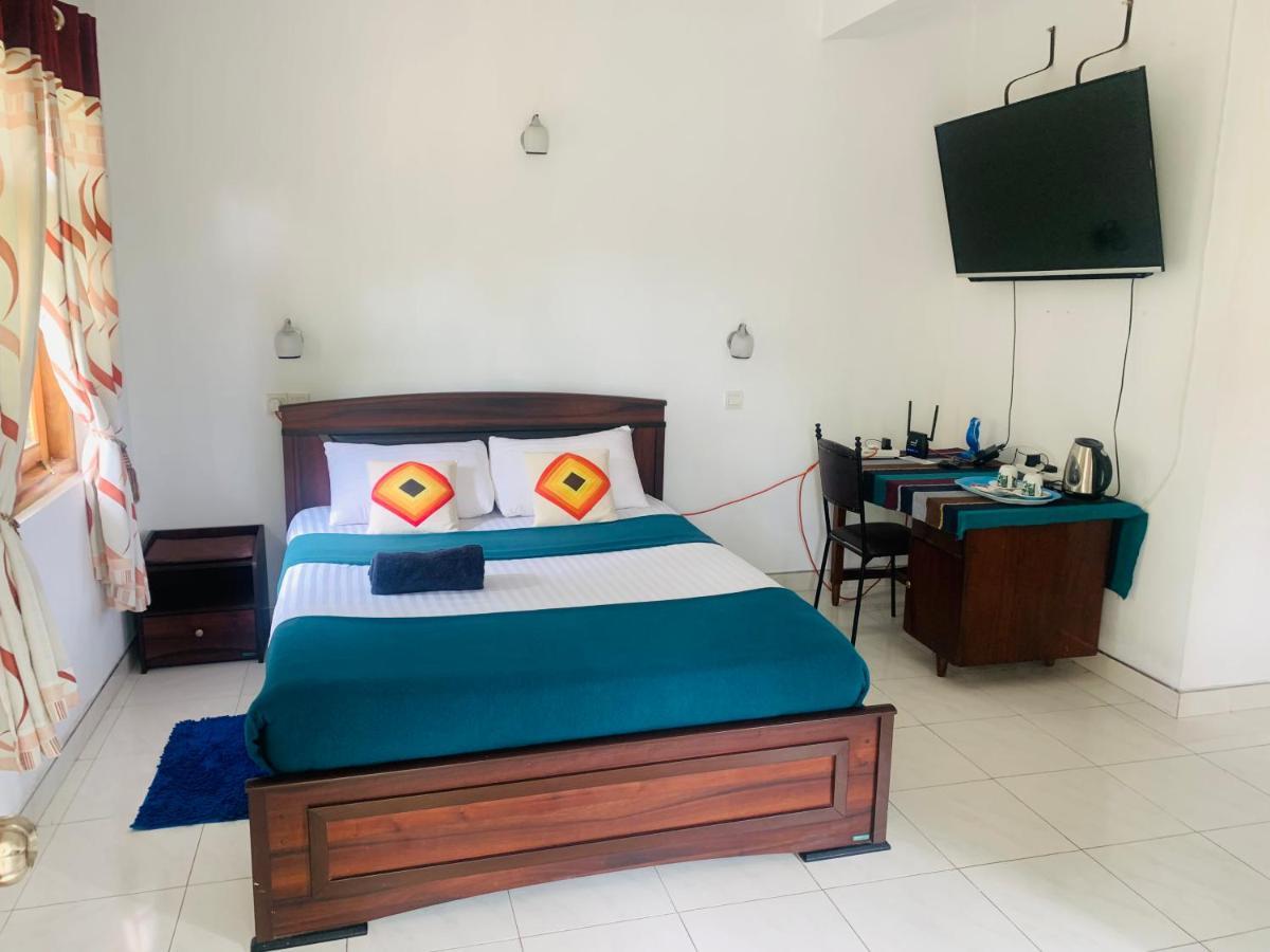 Rock View Hostel Елла Екстер'єр фото