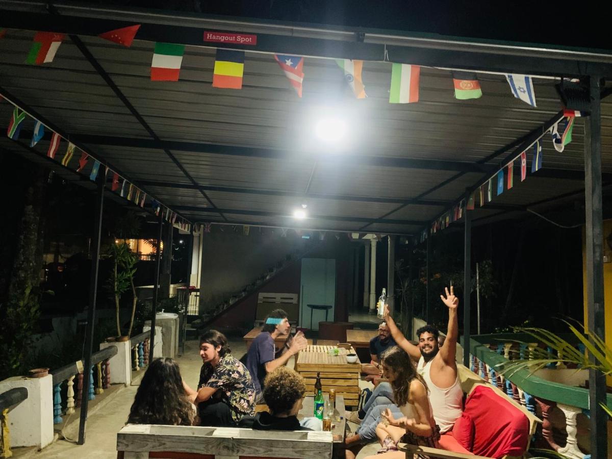 Rock View Hostel Елла Екстер'єр фото