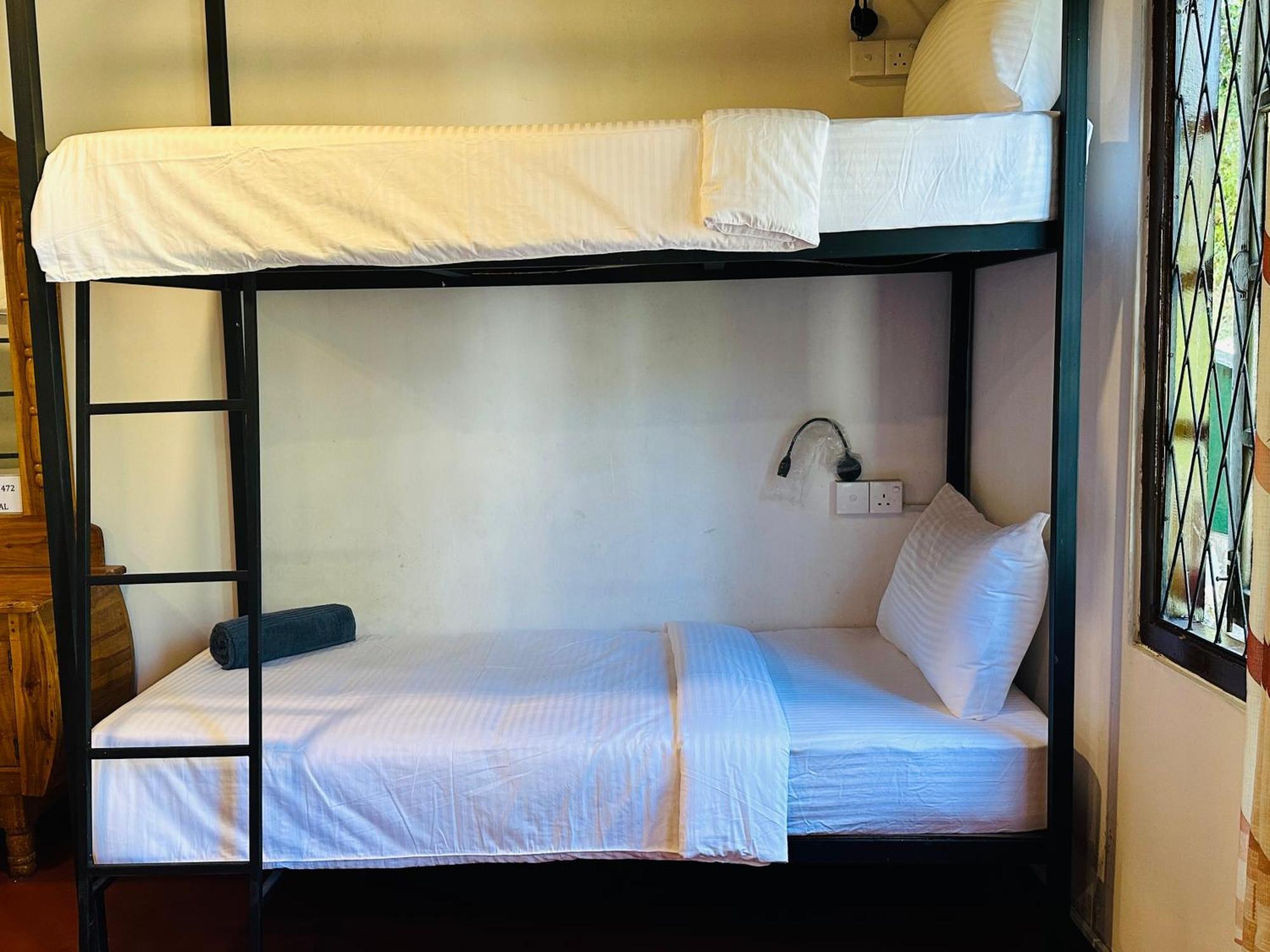 Rock View Hostel Елла Екстер'єр фото